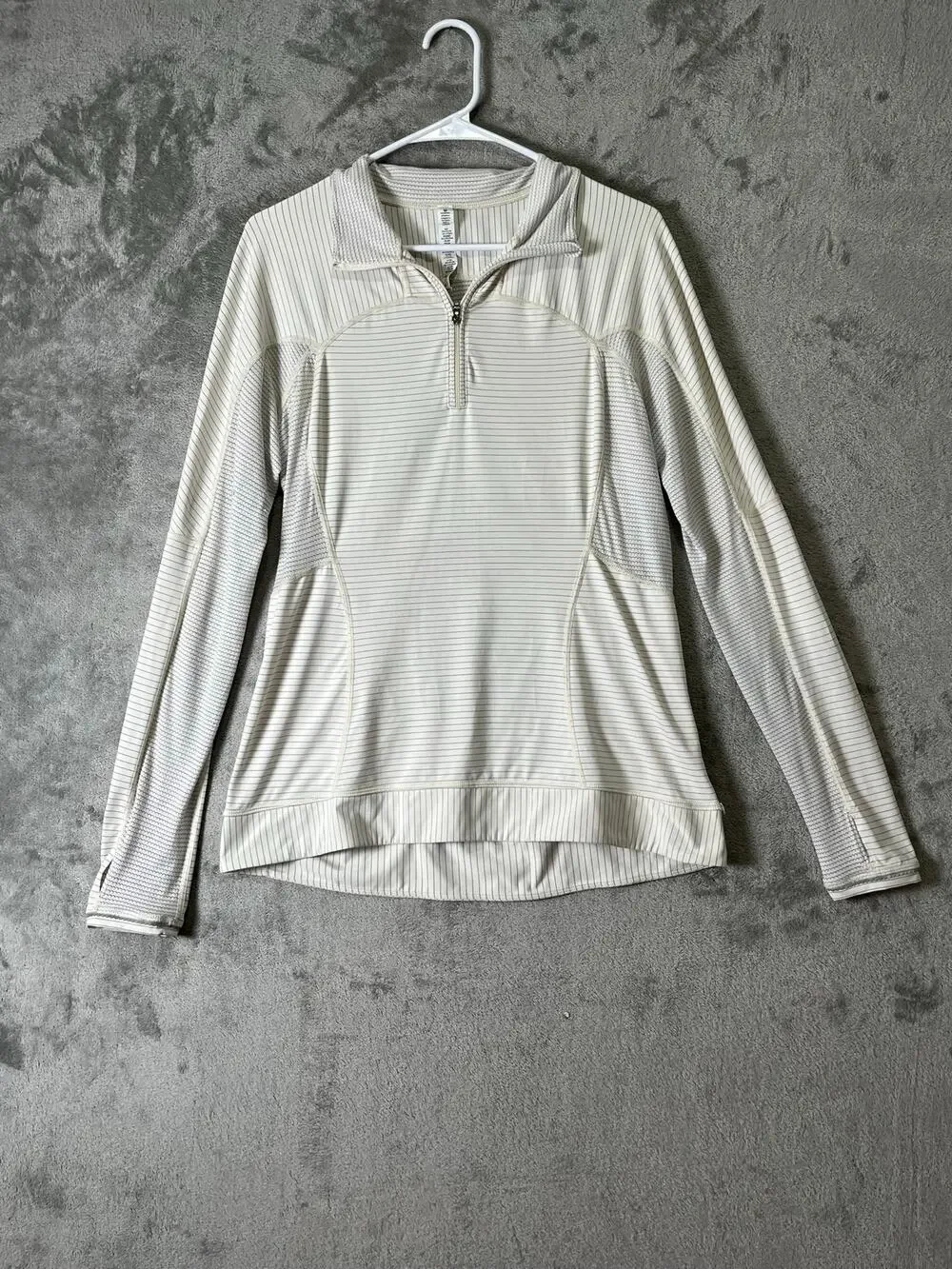 Lululemon Run For Gold 1/2 Zip Pullover Ghost Ivory Stripe Size 12 Athleisure